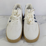 "Corolla Samba" sneakers.